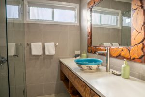 Deluxe One Bedroom Bathroom