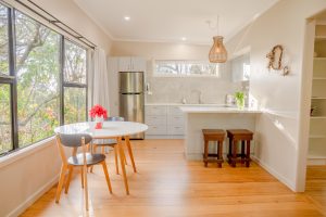Deluxe One Bedroom Dining